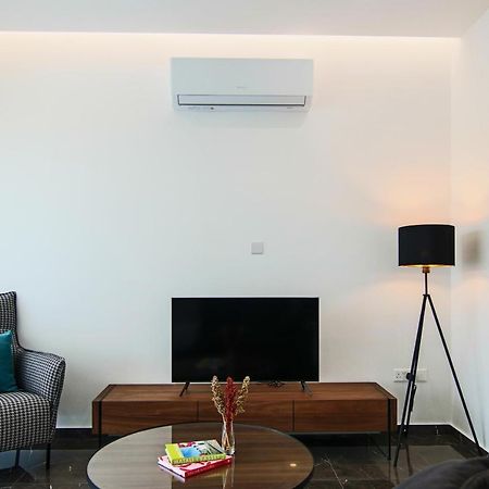 Phaedrus Living: City View Anna Residence 101 ليماسول المظهر الخارجي الصورة