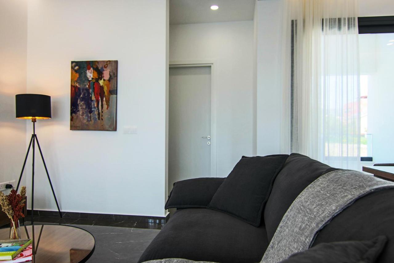 Phaedrus Living: City View Anna Residence 101 ليماسول المظهر الخارجي الصورة